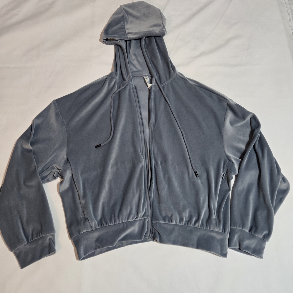 Alo Yoga Plush Zip-Up Hoodie in Dusty Blue-Gray